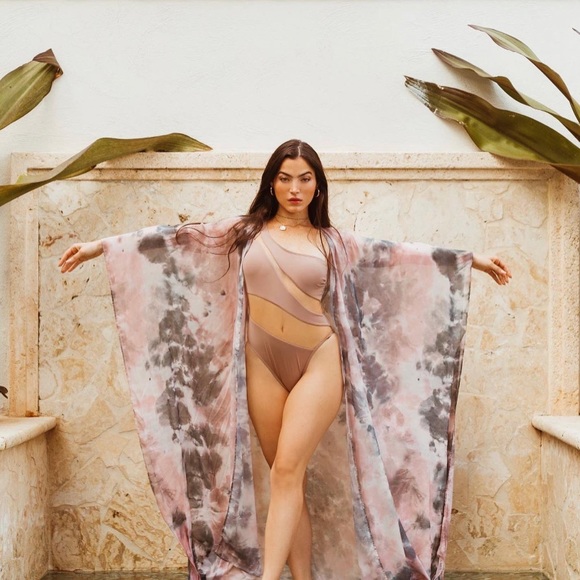 Beautiful wraps - Picture 3 of 4